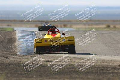 media/Oct-26-2025-CalClub SCCA (Sun) [[8ce1e69566]]/Group 6/Grapevine/